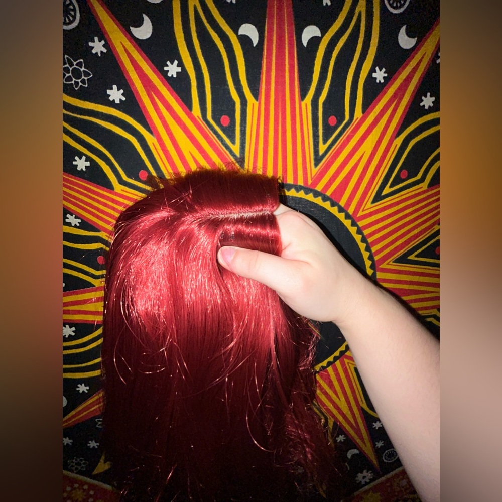 RED Wig Bundle - Picture 10 of 10